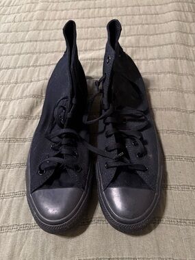 Classic Black High-Top Canvas Athletic Sneakers